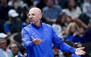 基德谈先发：防守没事进攻会陷入停滞 想用空切创造机会传球串联