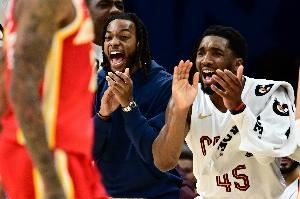 米切尔:我玩2K公园模式时会用本尊 但里面的玩家都不相信 米切尔:我玩2K公园模式时会用本尊 但里面的玩家都不相信